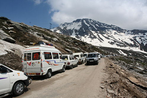 The Road to Rohtang Pass