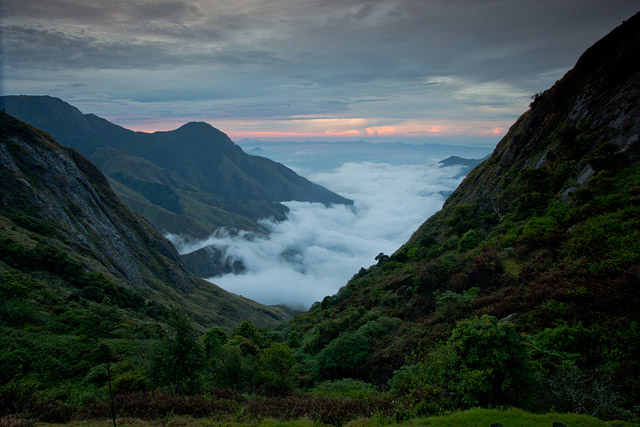 clouds and hills of munnar