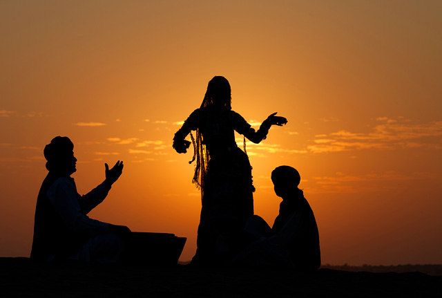 kalbelia dancers, jaisalmer