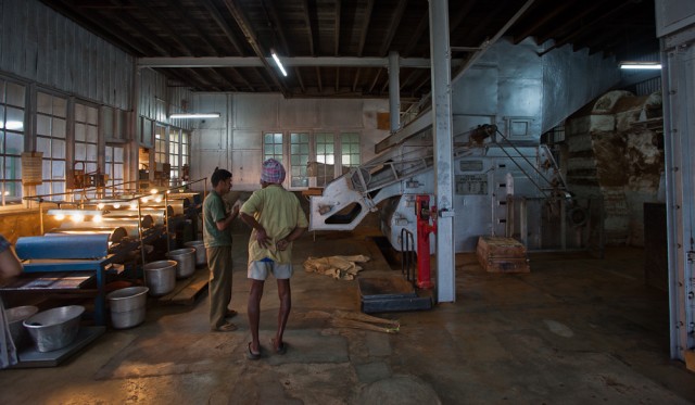 kolukkumalai tea factory